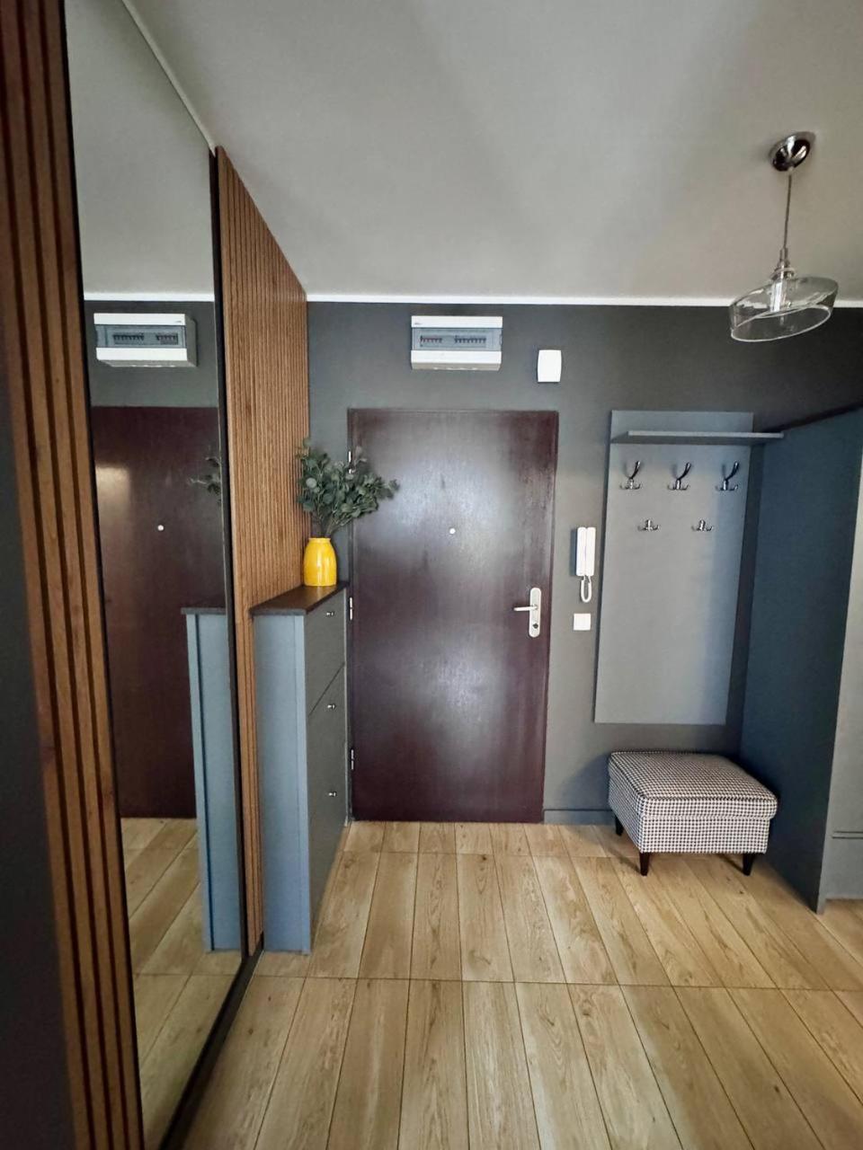 C- Home4U - Apartment With A City View Close To Aquapark, Parking In Secured Area Krasków Εξωτερικό φωτογραφία